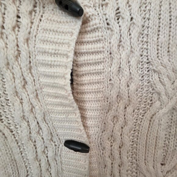 American Eagle Cable Knit Cardigan Size Medium Shawl Collar Pockets Cream - Picture 7 of 9